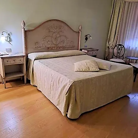 Internazionale Hotel 3*