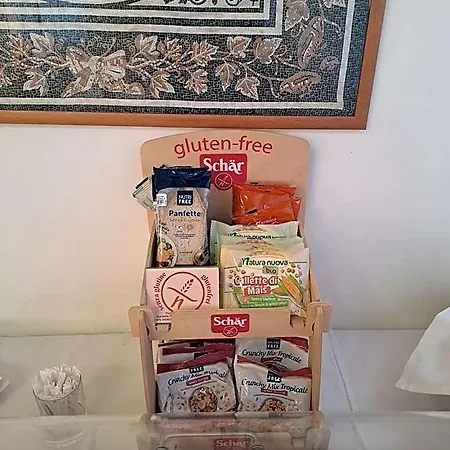 尹特那锡那里酒店