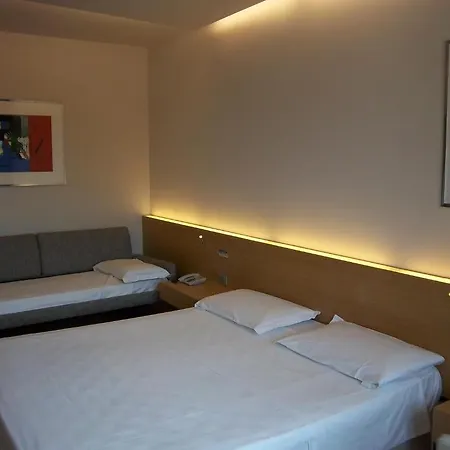 Internazionale Hotel 3*