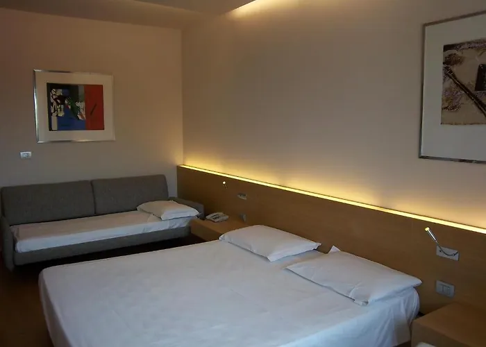 Internazionale Hotel 3*